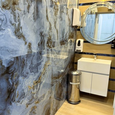 Клиника у метро "Цветной бульвар"