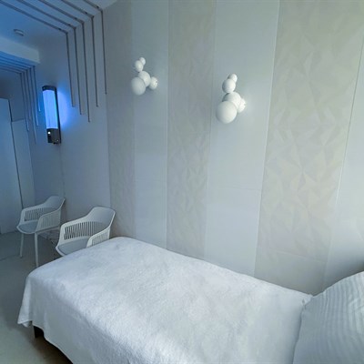 Клиника у метро "Цветной бульвар"