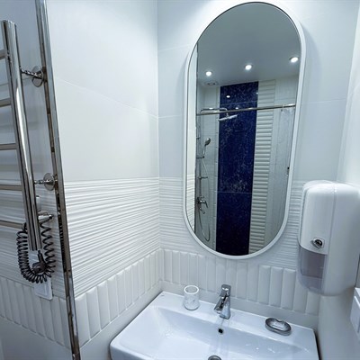 Клиника у метро "Цветной бульвар"