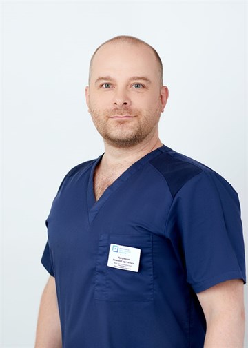 Чуприков Роман Сергеевич - оториноларинголог, ринохирург